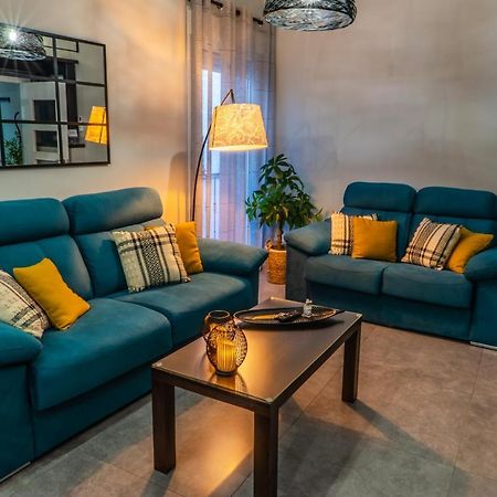 Apartamentos Turisticos El Altozano Fuentes de León エクステリア 写真